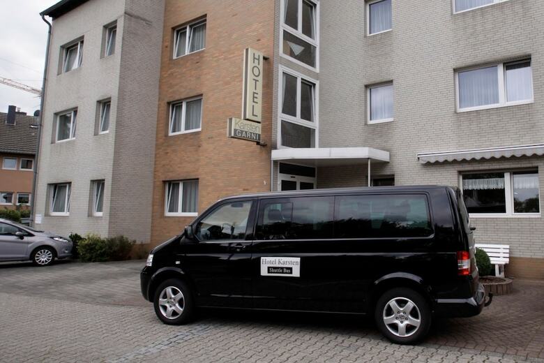 Hotel Karsten Airport
