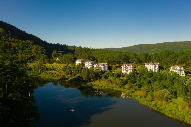 Hotel Sam Tuyen Lam Resort