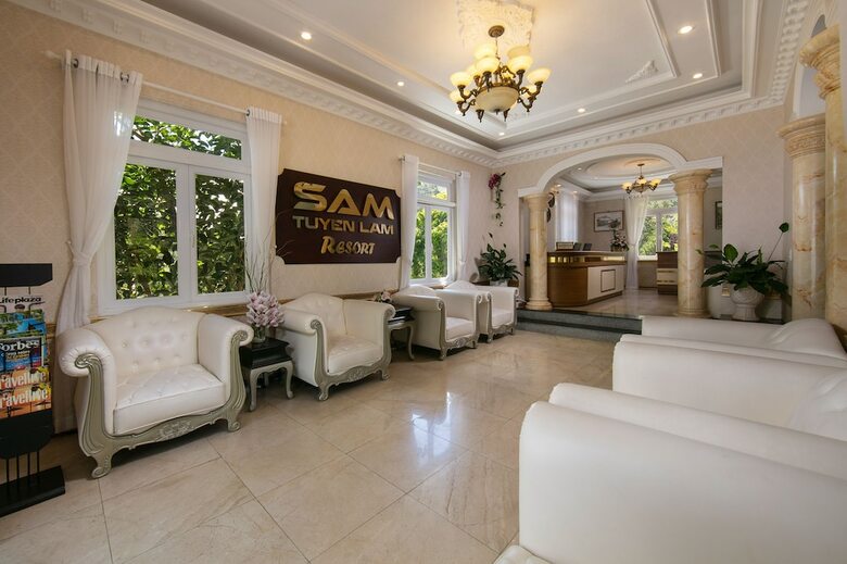 Hotel Sam Tuyen Lam Resort