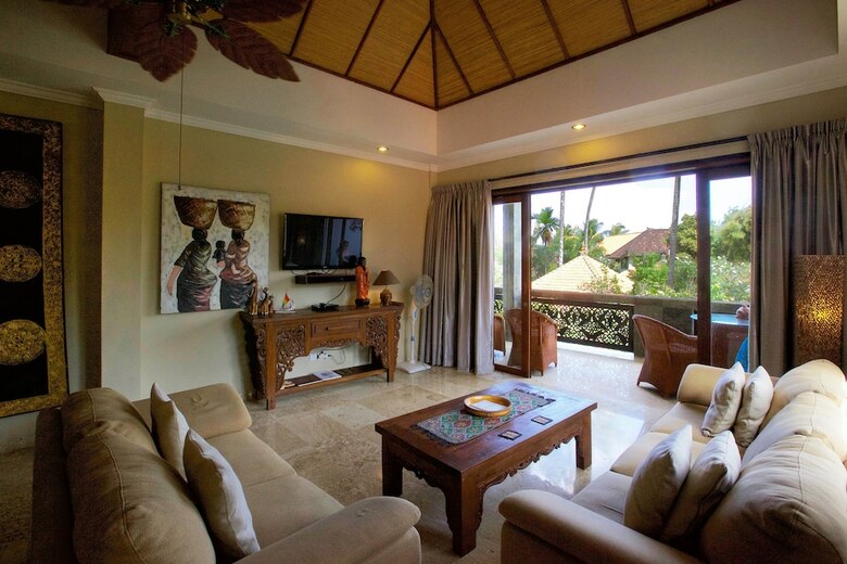 Bayshore Villas Candi Dasa