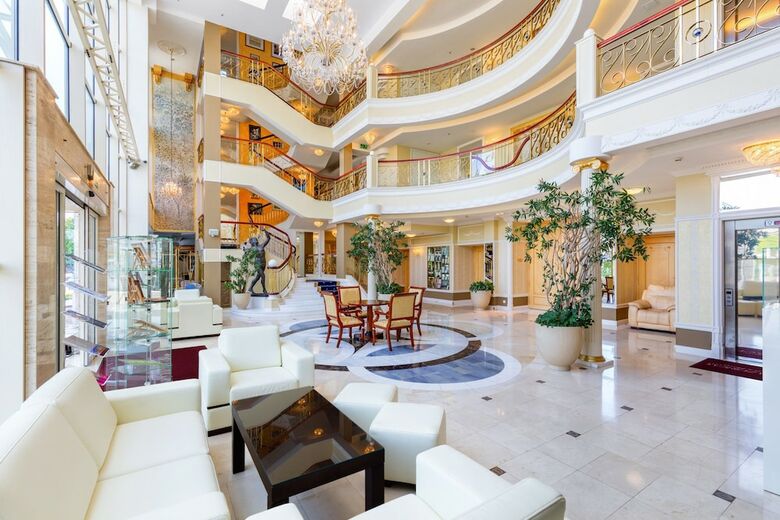 Mcc Mazurkas Conference Centre & Hotel