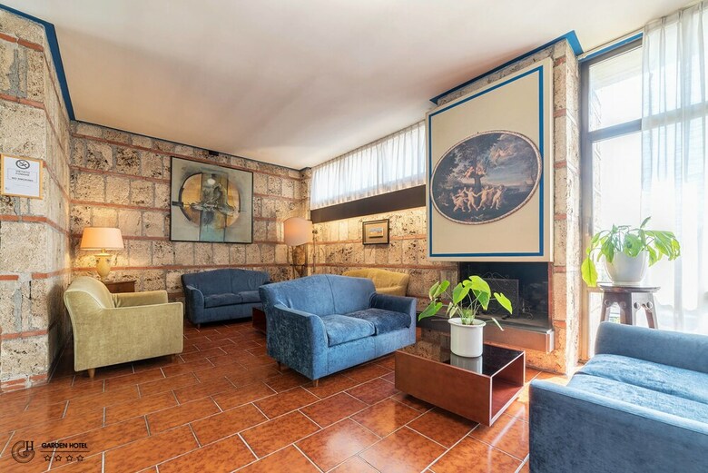Garden Hotel