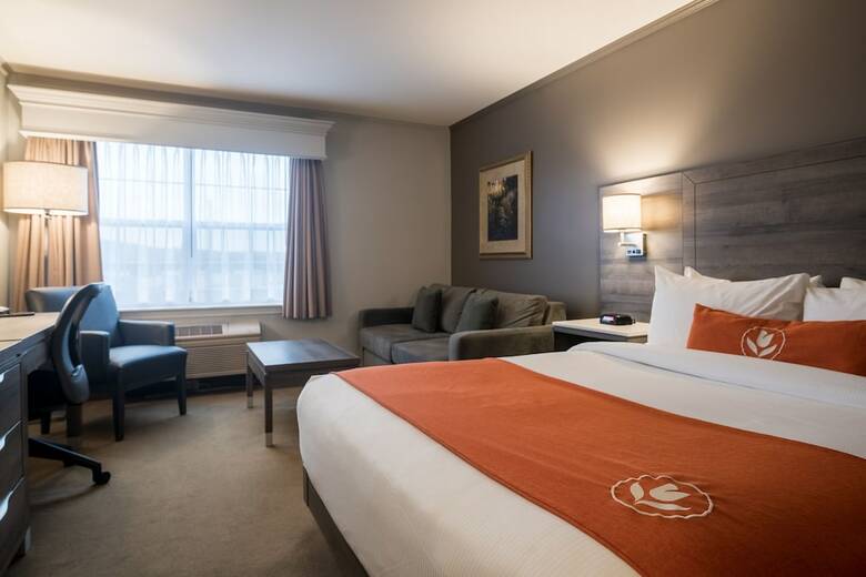 Hotel Amsterdam Inn & Suites Moncton