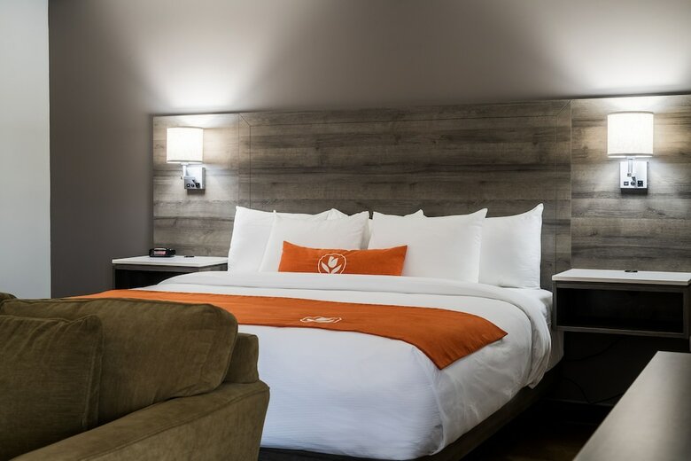 Hotel Amsterdam Inn & Suites Moncton