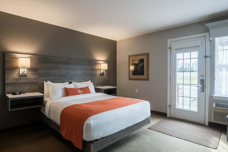 Hotel Amsterdam Inn & Suites Moncton