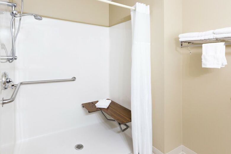 Hotel Super 8 By Wyndham Sioux Falls