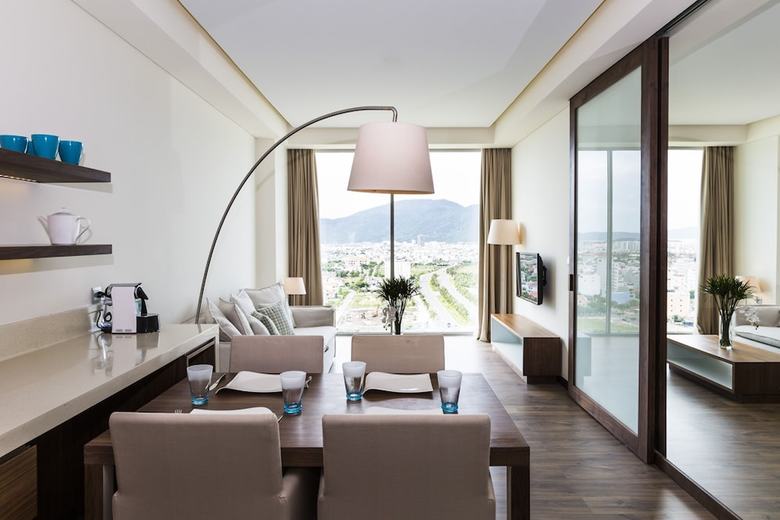 Aparthotel A La Carte Da Nang Beach