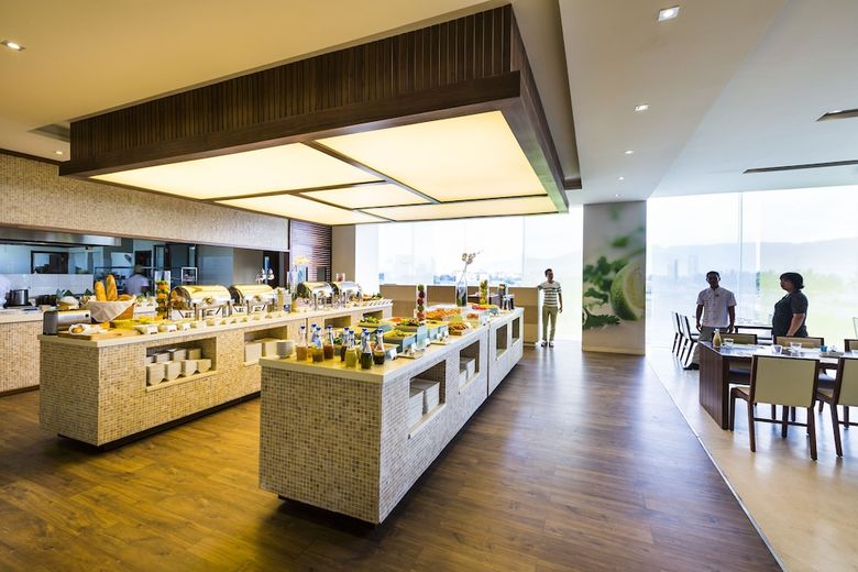 Aparthotel A La Carte Da Nang Beach