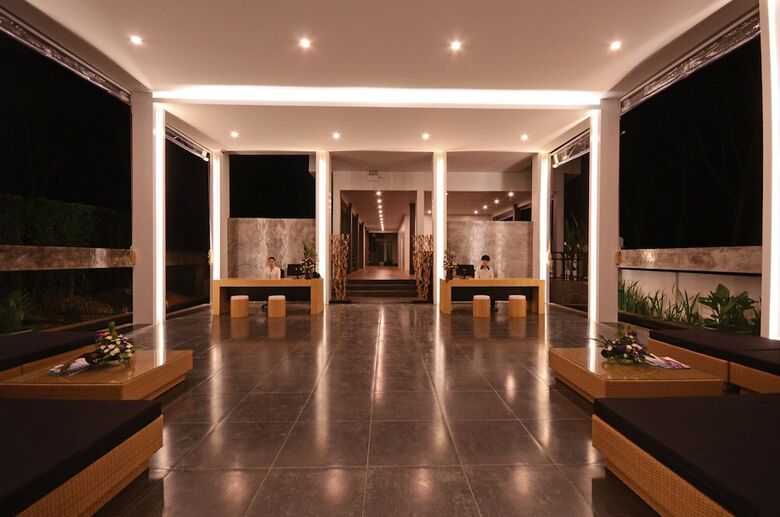 Wanaburi Hotel