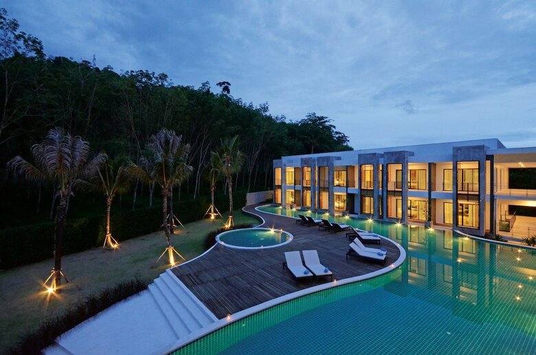 Wanaburi Hotel