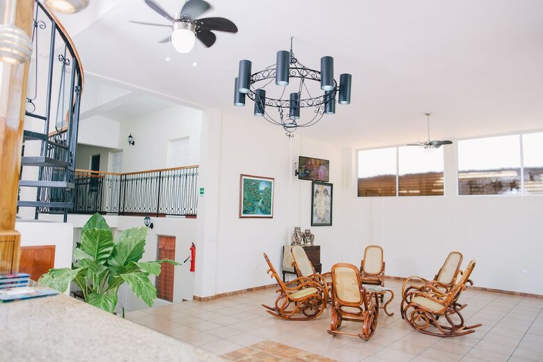 Hotel La Estaci�n Granada