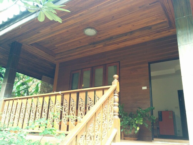 Hotel Koh Tao Beachside Resort