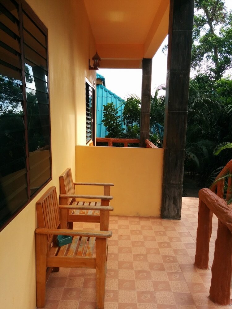 Hotel Koh Tao Beachside Resort