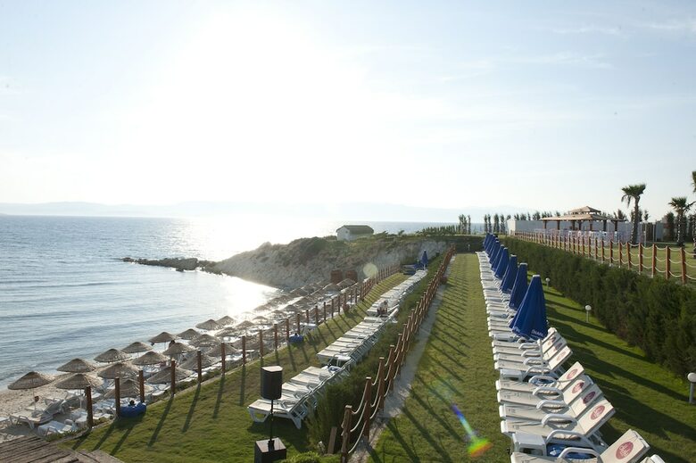 Piril Hotel