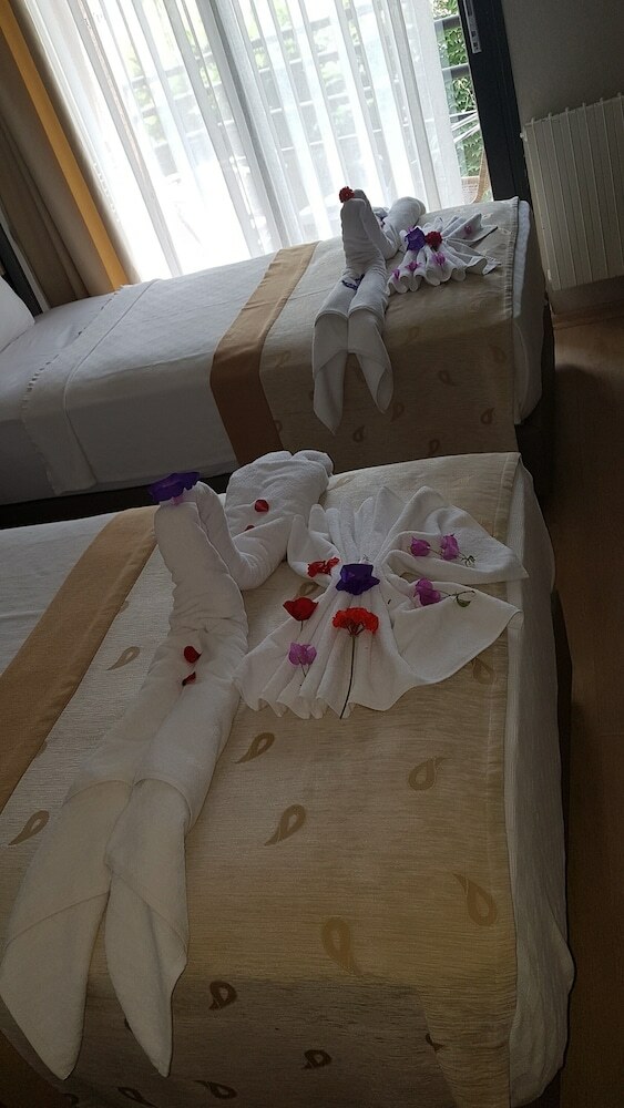 Piril Hotel