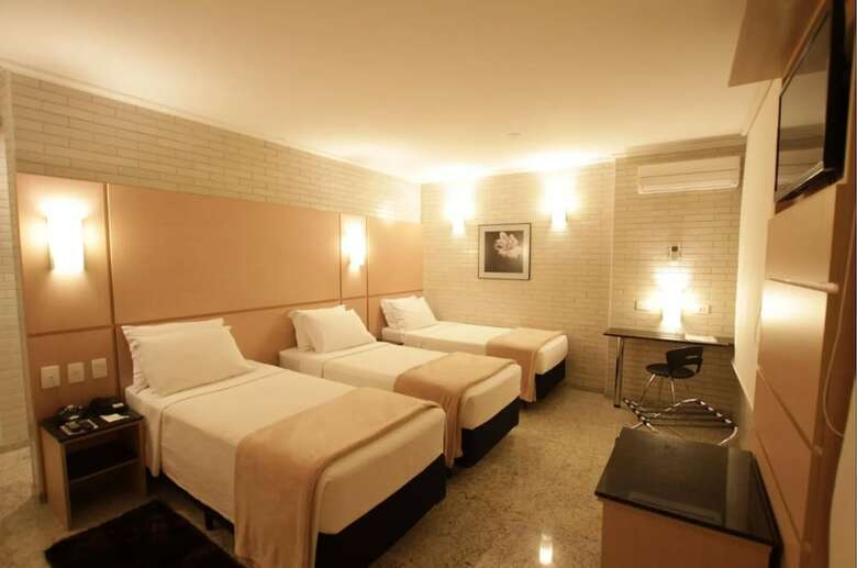 Hotel Confiance Prime Batel