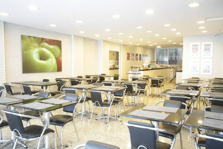 Hotel Confiance Prime Batel
