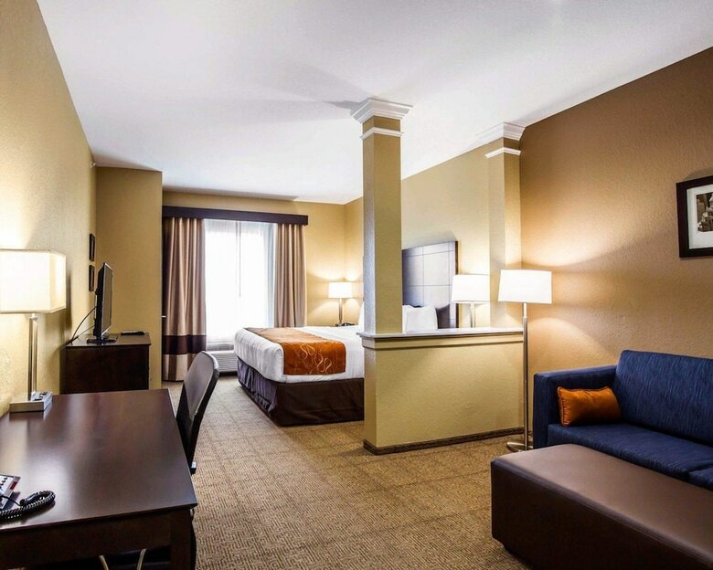 Hotel Comfort Suites Northwest - Cy - Fair