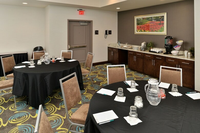 Hotel Homewood Suites By Hilton Cincinnati Mason
