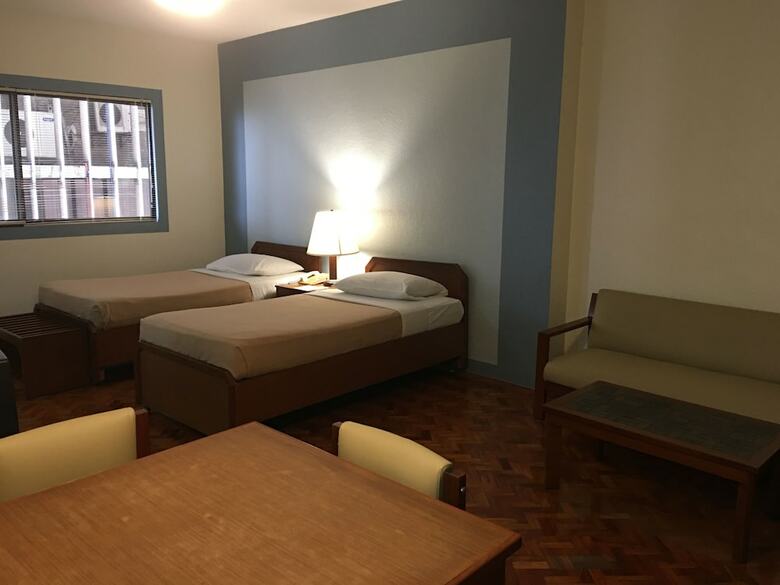 Aparthotel Sunny Bay Suites