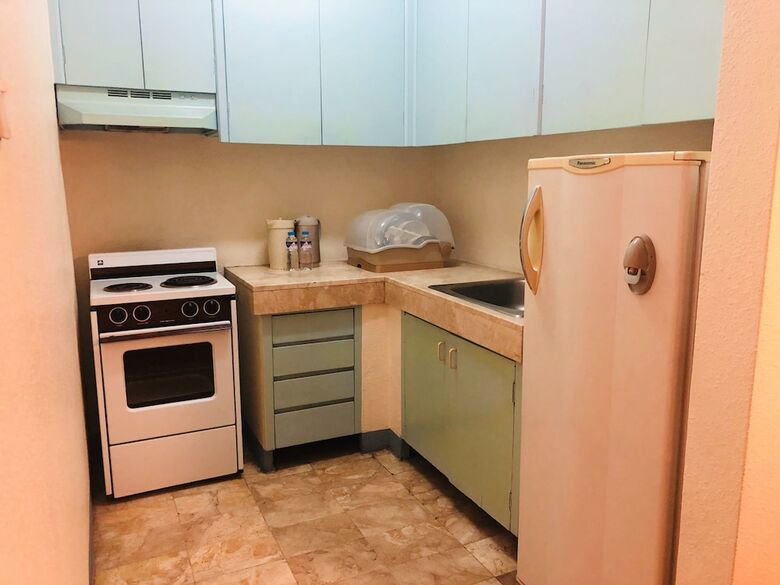 Aparthotel Sunny Bay Suites
