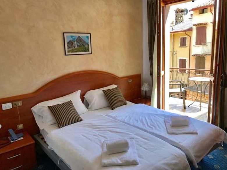 Garn� Hotel Tignale