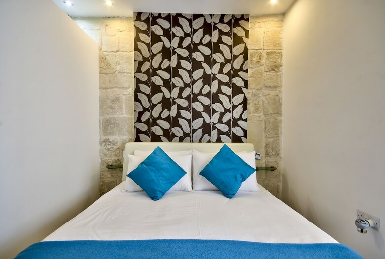 Apartamentos Barrakka Suites