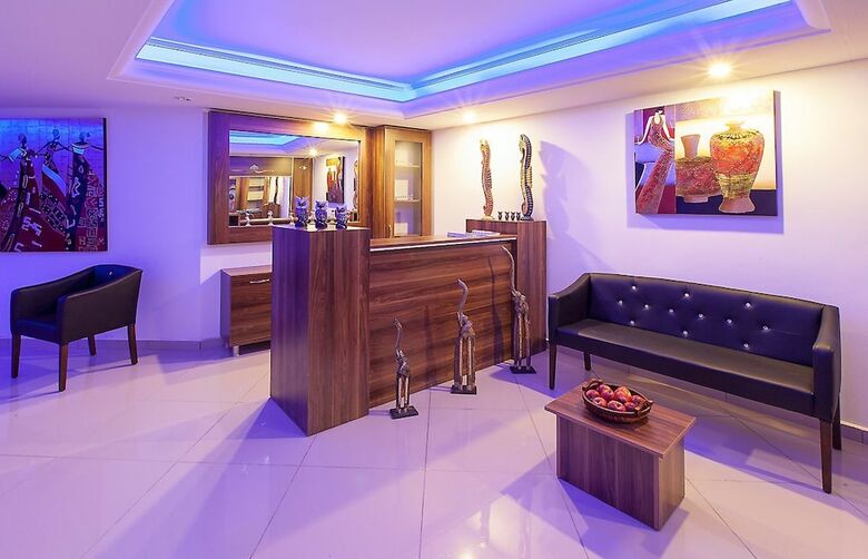 Le Bleu Hotel & Resort