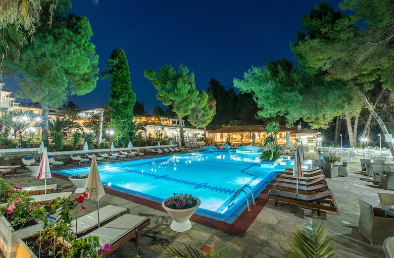 Porfi Beach Hotel