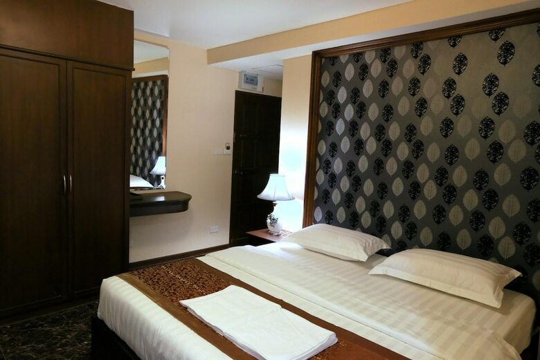 Hotel Katesiree House