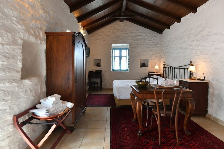 Aparthotel To Pappoudiko