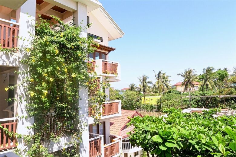 Hotel Agos Boracay Rooms + Beds