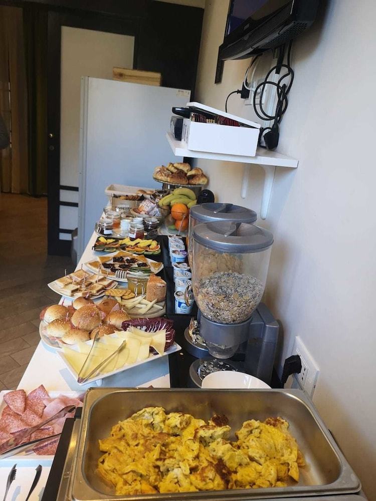 Bed & Breakfast Mia Suites