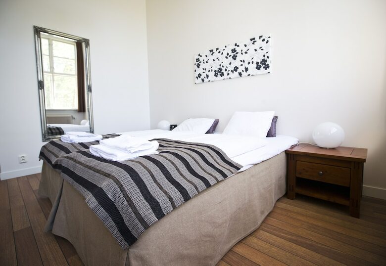 Guesthouse Eleven Hotel