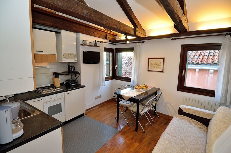 Charming Venice Apartments