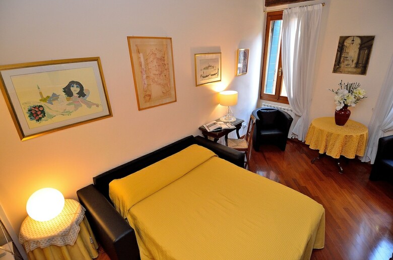Charming Venice Apartments