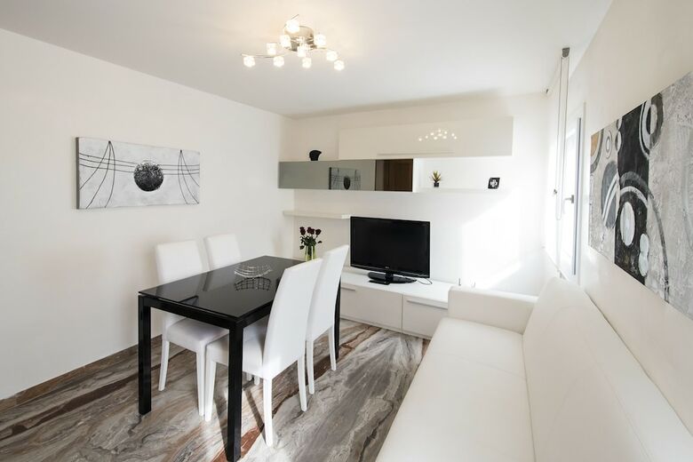 Charming Venice Apartments