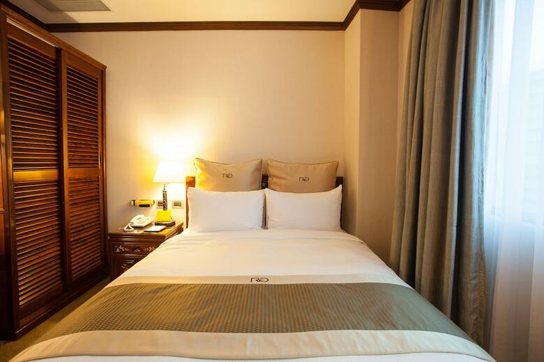 Rich Garden Hotel