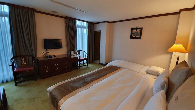 Rich Garden Hotel