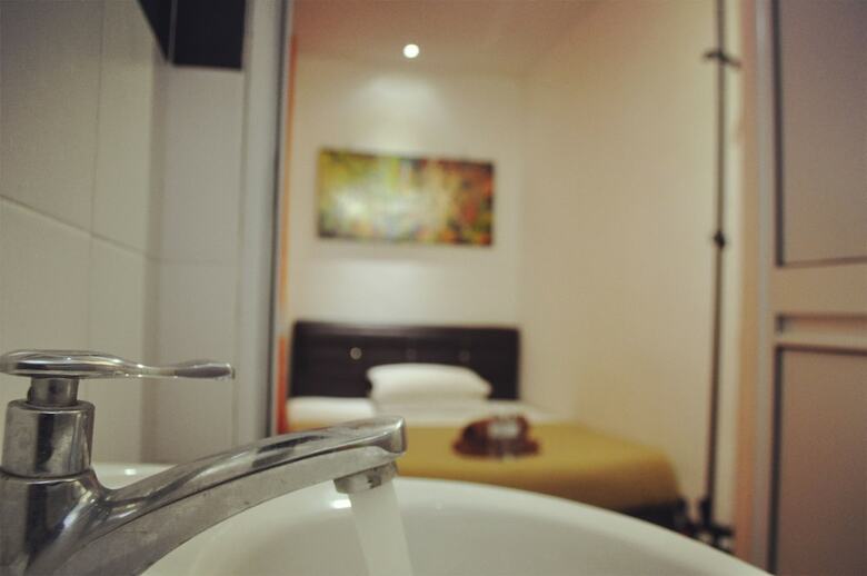Hotel Monkey Motel & Cafe