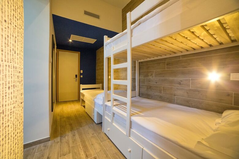 Hostal Hostel Link