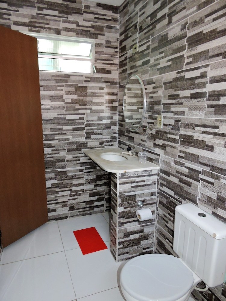 Hostal Beach Life Porto de Galinhas Suites & Dorms