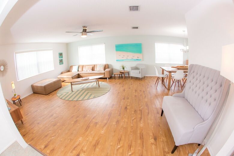 Motel St Pete Beach Suites
