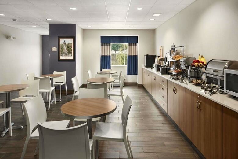 Hotel Microtel Inn & Suites By Wyndham Lynchburg