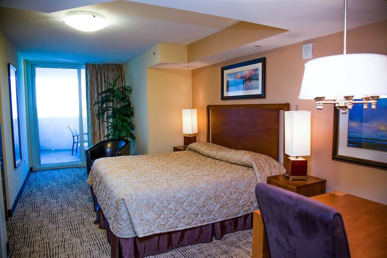 Hotel Towers At North Myrtle Beach