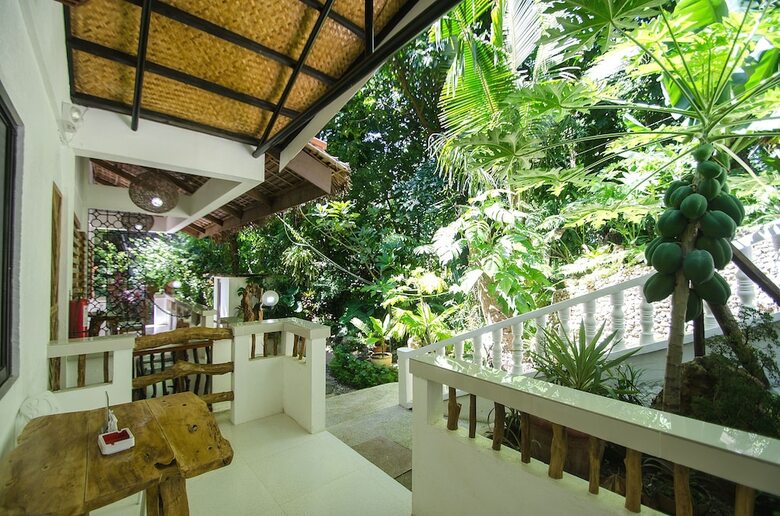 Hotel Cocoloco Boracay Beach Resort