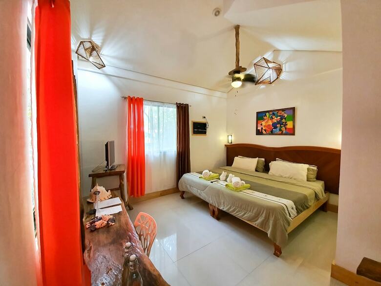 Hotel Cocoloco Boracay Beach Resort