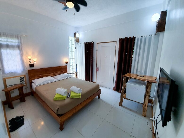 Hotel Cocoloco Boracay Beach Resort