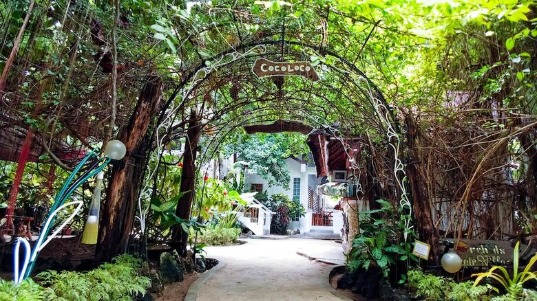 Hotel Cocoloco Boracay Beach Resort
