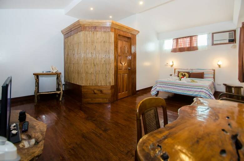 Hotel Cocoloco Boracay Beach Resort